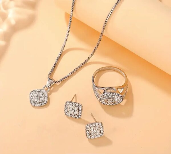 Parure Bijoux Argentée Élégante