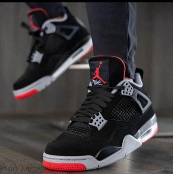 Mens Jordan sneakers available from size 40-46