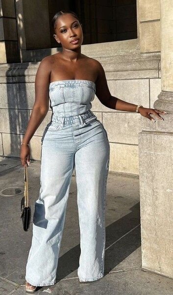 Combinaison élégante pour femmes