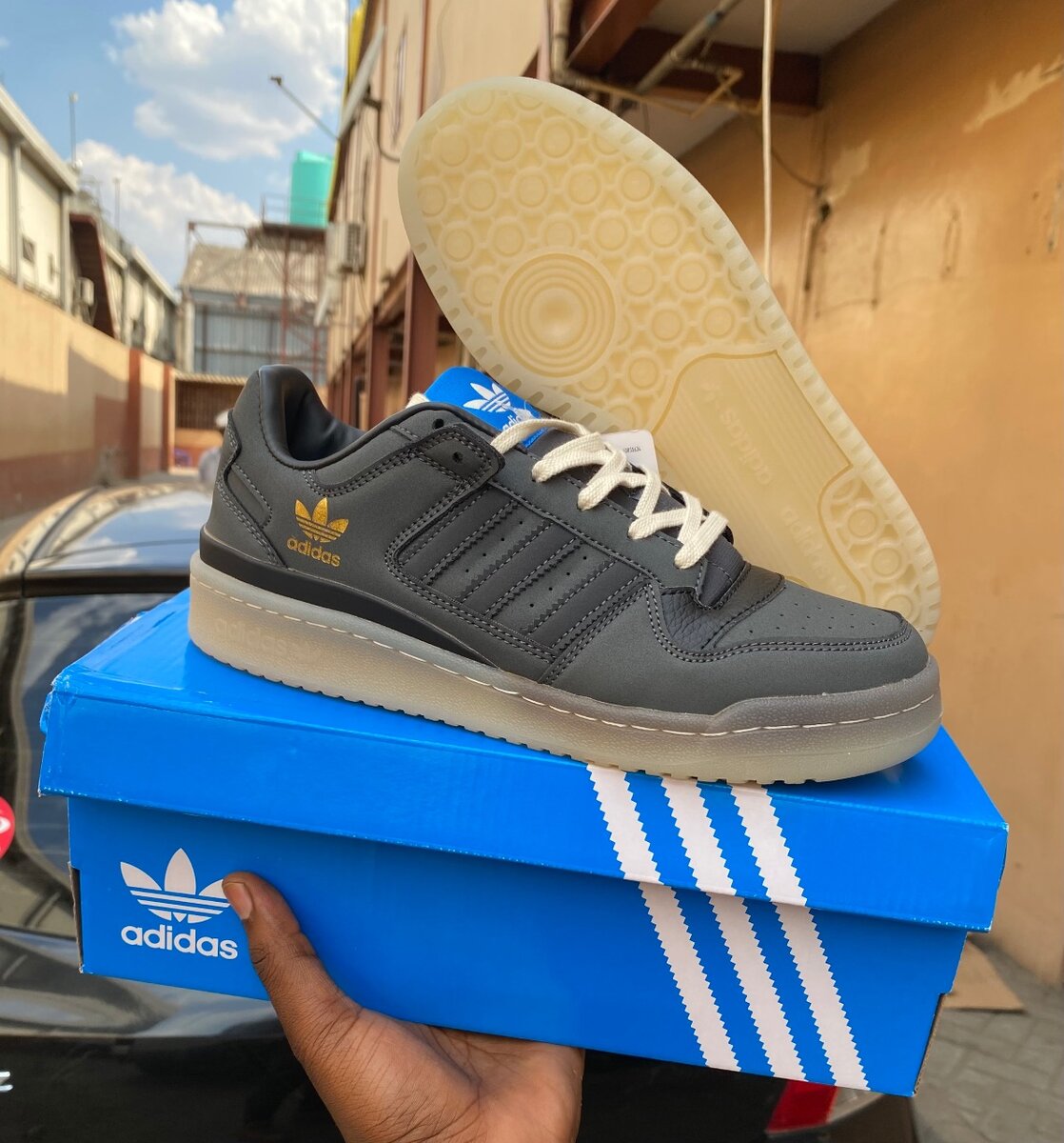 Adidas Forum low