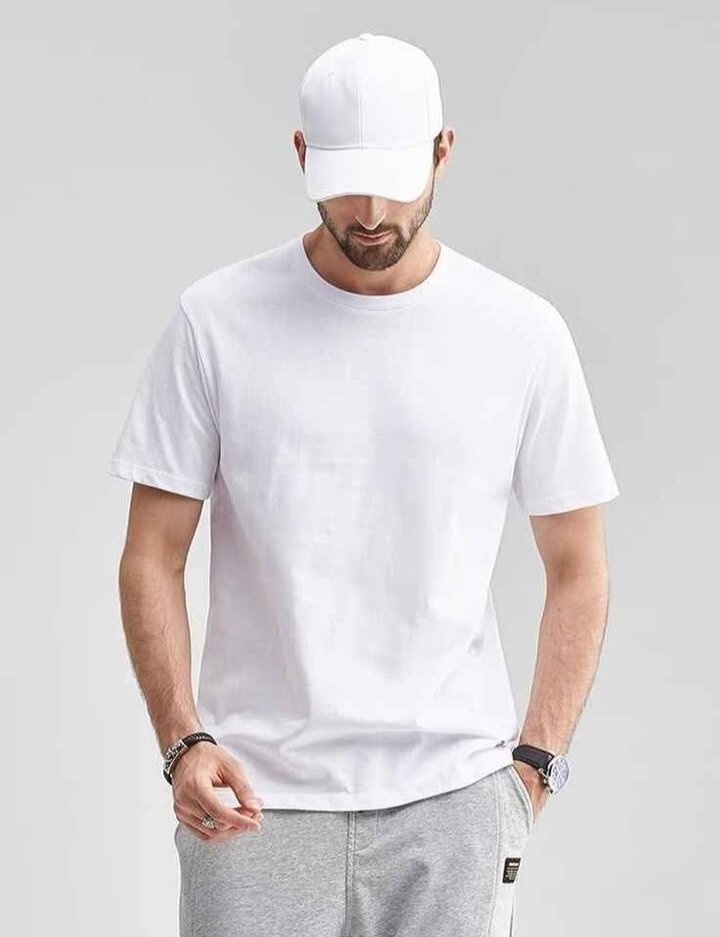 Tee-shirt blanc ou noir simple stylé