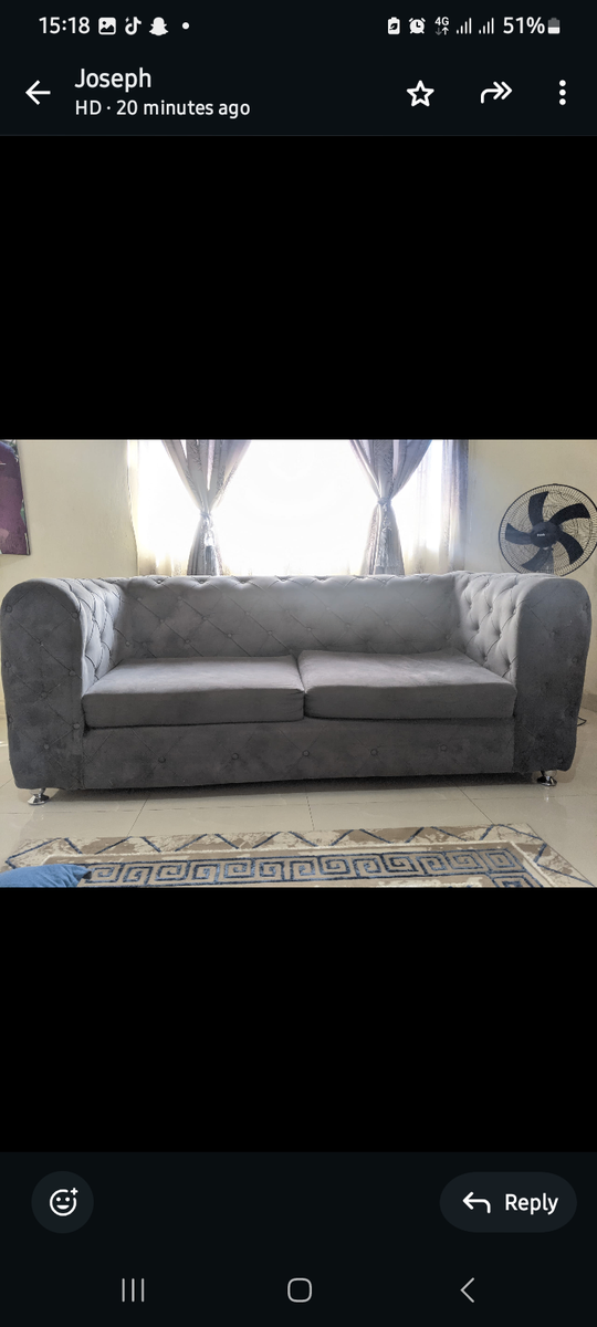 Second hand couches  in good condition
