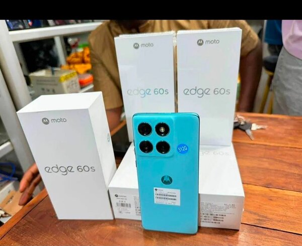 Moto Edge 60s Smartphone