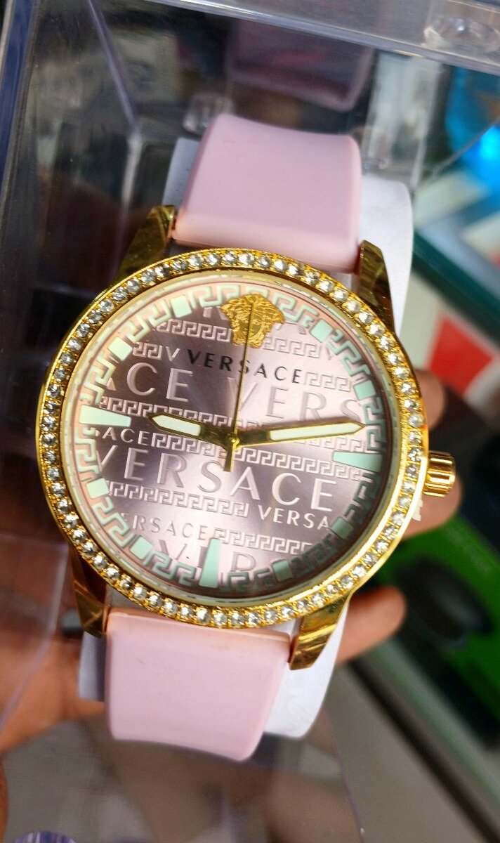 Montre élégante en or rose