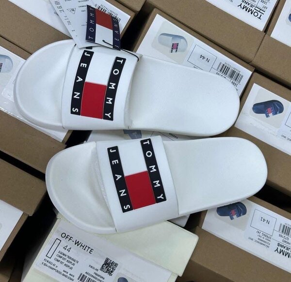 Sweat Tommmy coloré chic