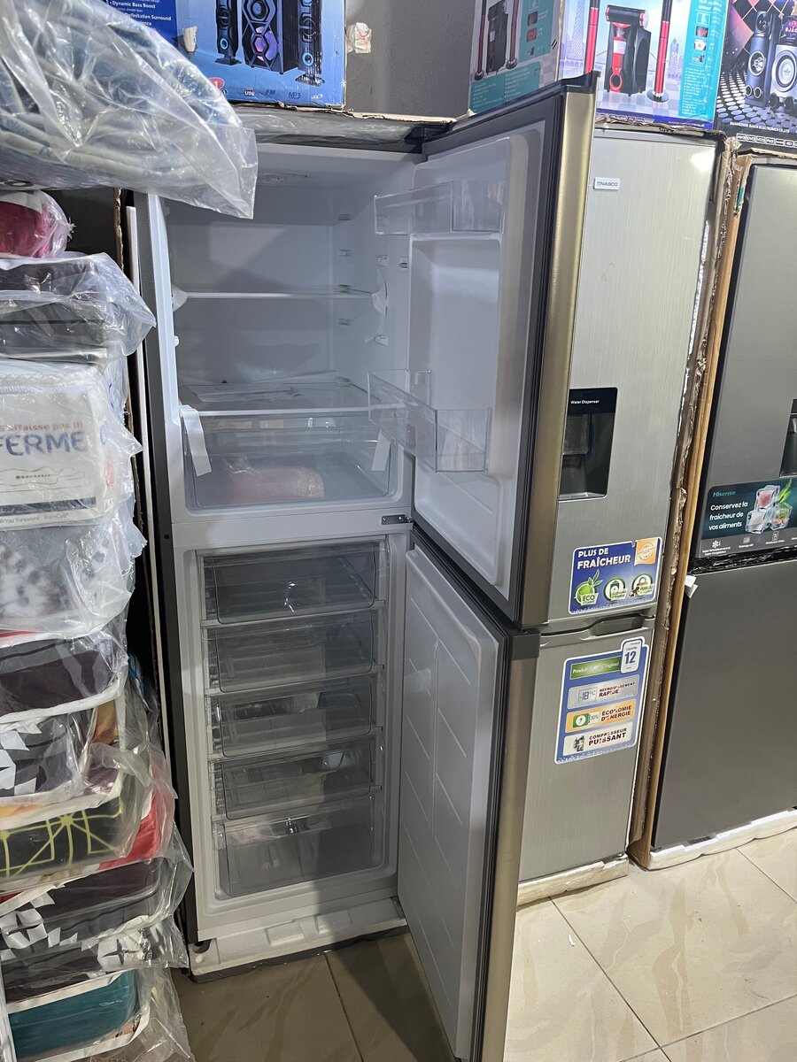 Réfrigérateur congélateur combiné