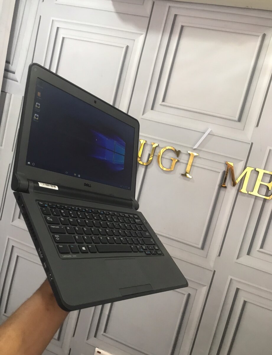 Dell latitude 3340 core i3 500/8gb