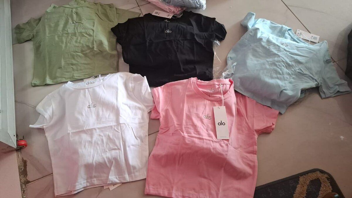 T-shirt crop top pour femmes