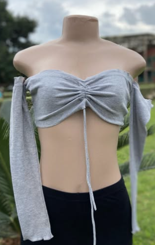 Fashionable women's top  size:M/S