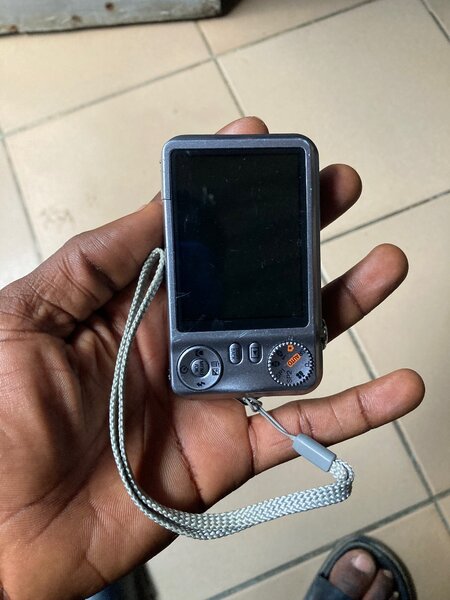 Appareil photo numérique compact