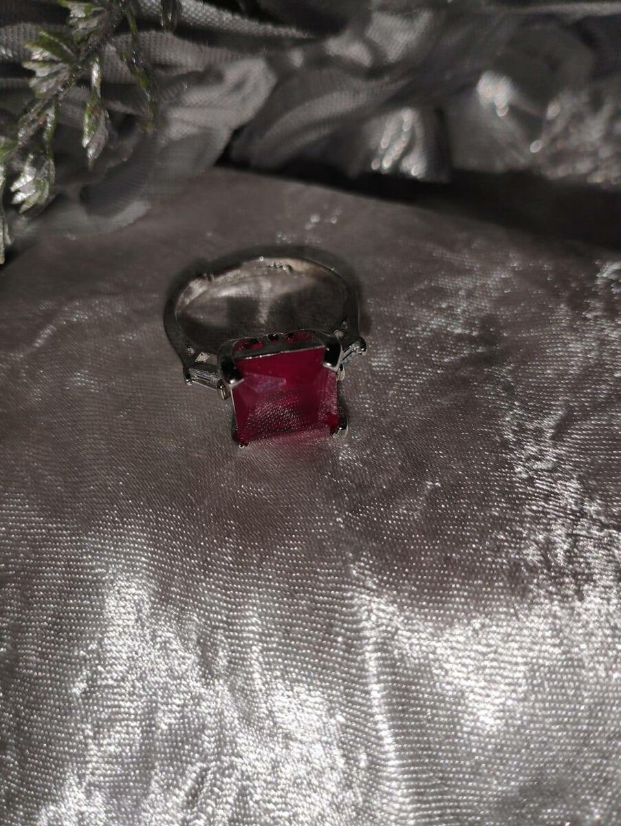 Rectangular Crystal Ring