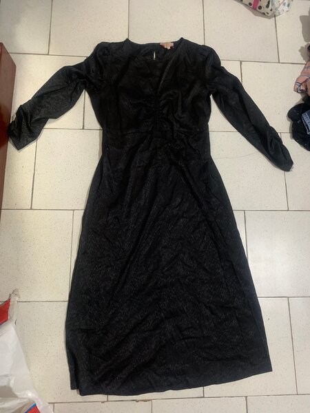Robe longue noire élégante