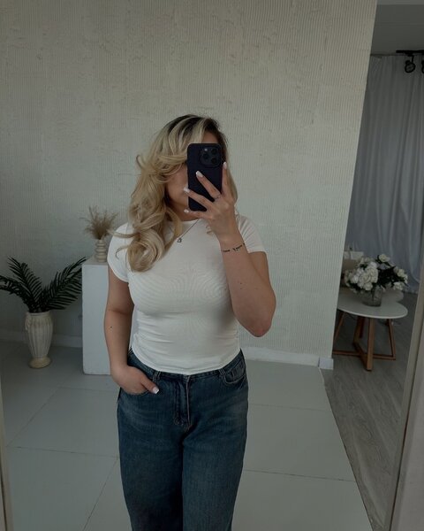 SKIMS футболка