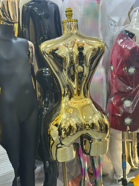 Gold Curvy Mannequins