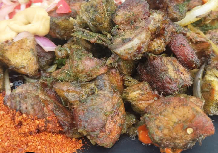 PORC AFRICAIN BRAISÉ