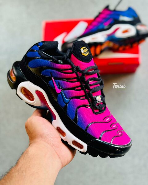Baskets Air de sport NIKE TN