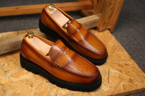 CHAUSSURE BERLUTI