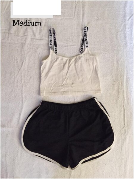 Salaula crop tops and tops