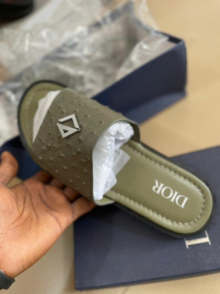 Sandales élégantes en cuir luxe