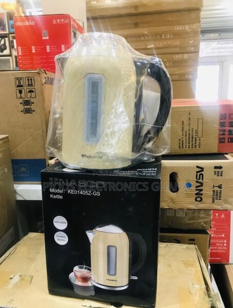 Nasco Wooden Coating 1.7L Kettle