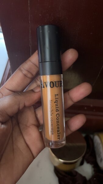 Anti-cerne Avour teinte A50