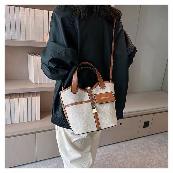 Sac à main en toile élégant