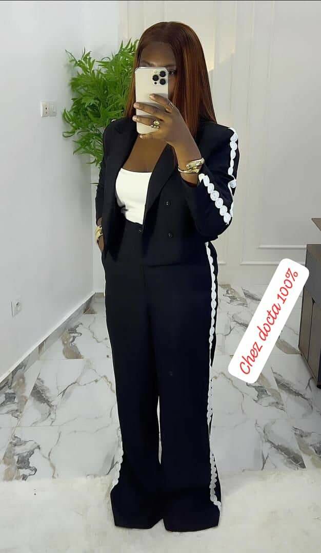 Costumes de qualité femme