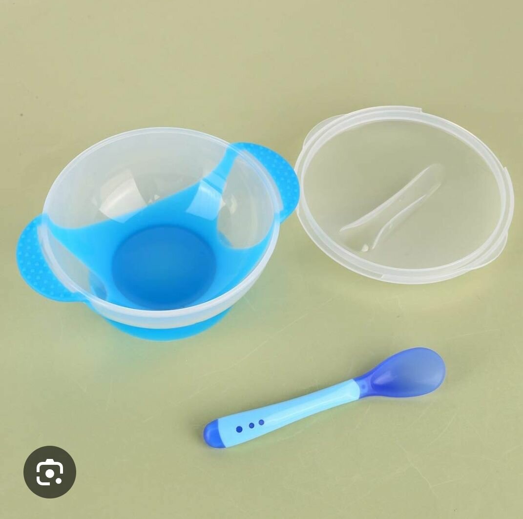 Bol pour bébé avec couvercle