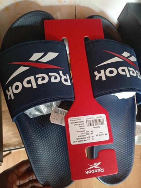 Tongs Reebok Confortables