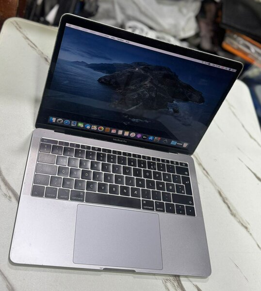 macbook pro retina i5 2017