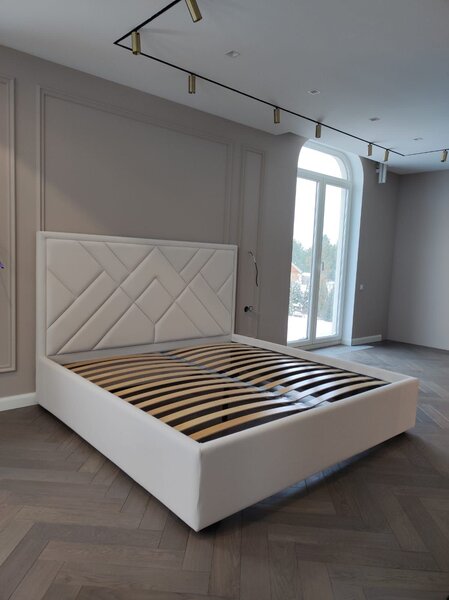 Lit double moderne capitonné