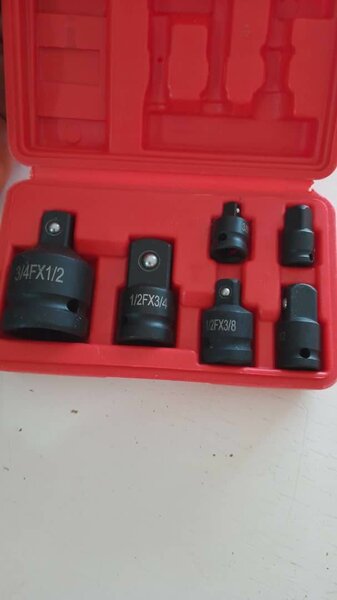 Coffret Adaptateurs à Douilles