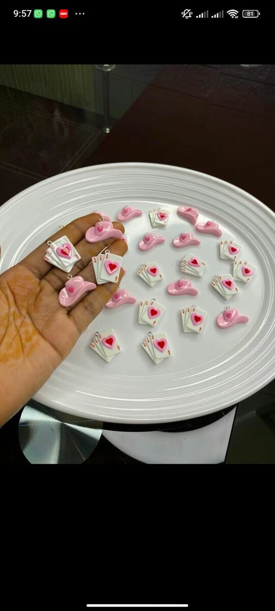 Charms en Résine Colorée