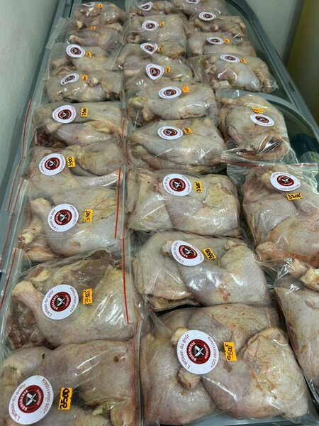 Cuisses de poulet de chair local