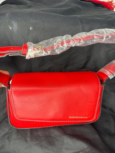 Sac Bandoulière en Cuir Rouge