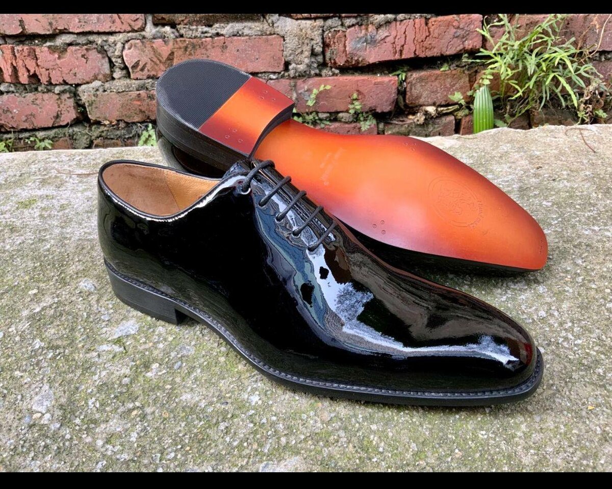 Chaussures Richelieu en cuir verni