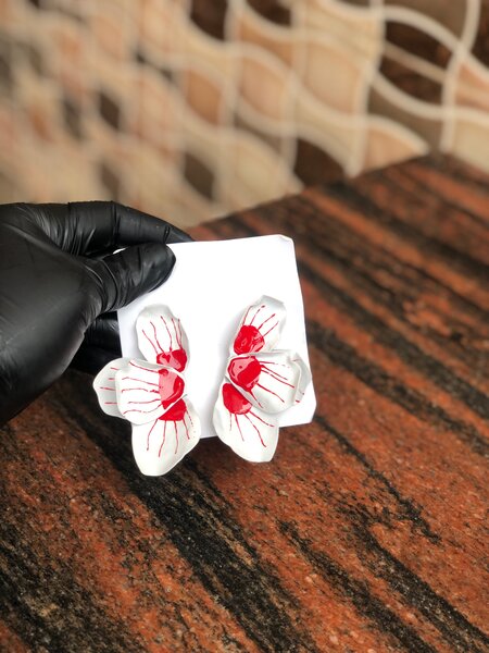 Boucles d'oreilles papillon en céramique