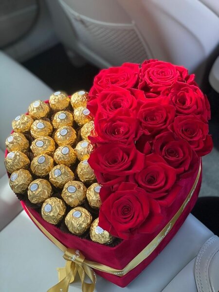 flower bouquet gift box