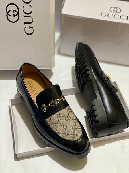 Mocassins en cuir Gucci élégants