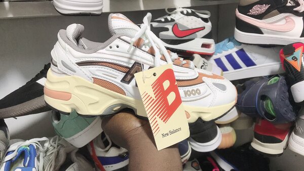 New Balance 1906R Sneakers