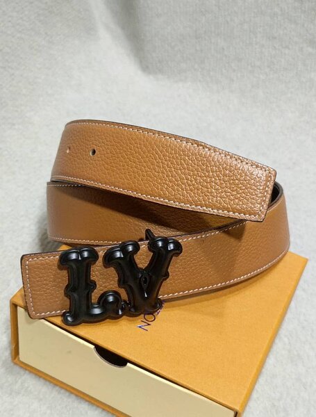 Ceinture en cuir marron élégante