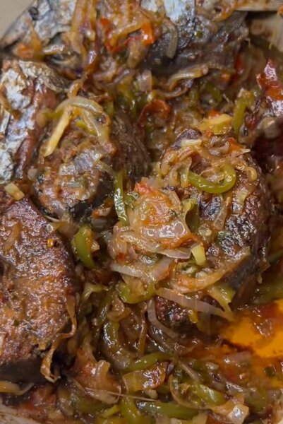 Délicieux poisson mijoté