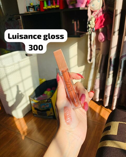 Luisance gloss
