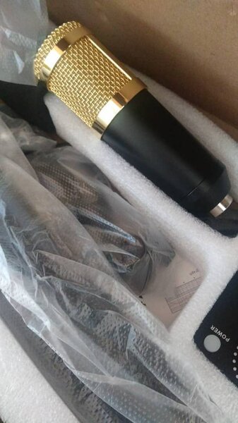 V8 pro + carte de son ultra professionnel et haut gamme