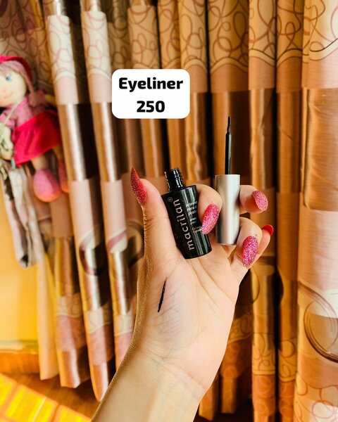 Eyeliner
