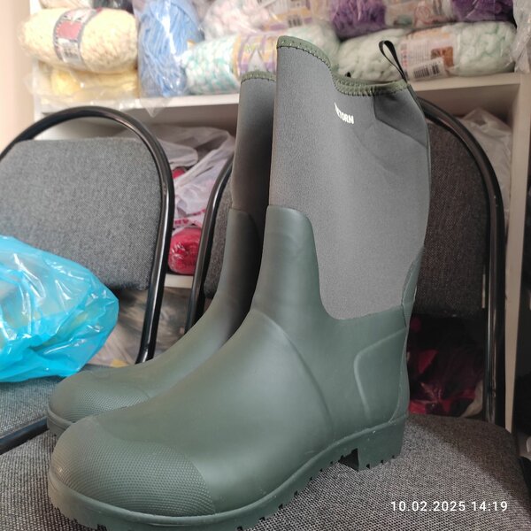 Продаю резиновые сапоги Треторн Швеция натуральный каучук