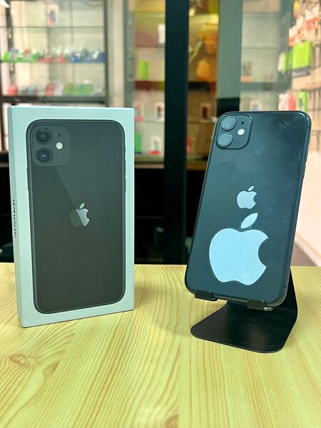 IPhone 11 - Noir - 64 GB - 12Mpx