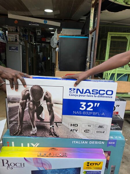 Téléviseur HD 32" Nasco