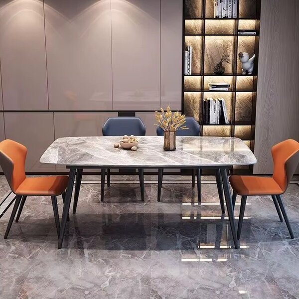 Table à manger en marbre