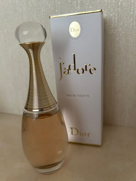 Предлагаю вашему вниманию оригинальный женский парфюм Dior J